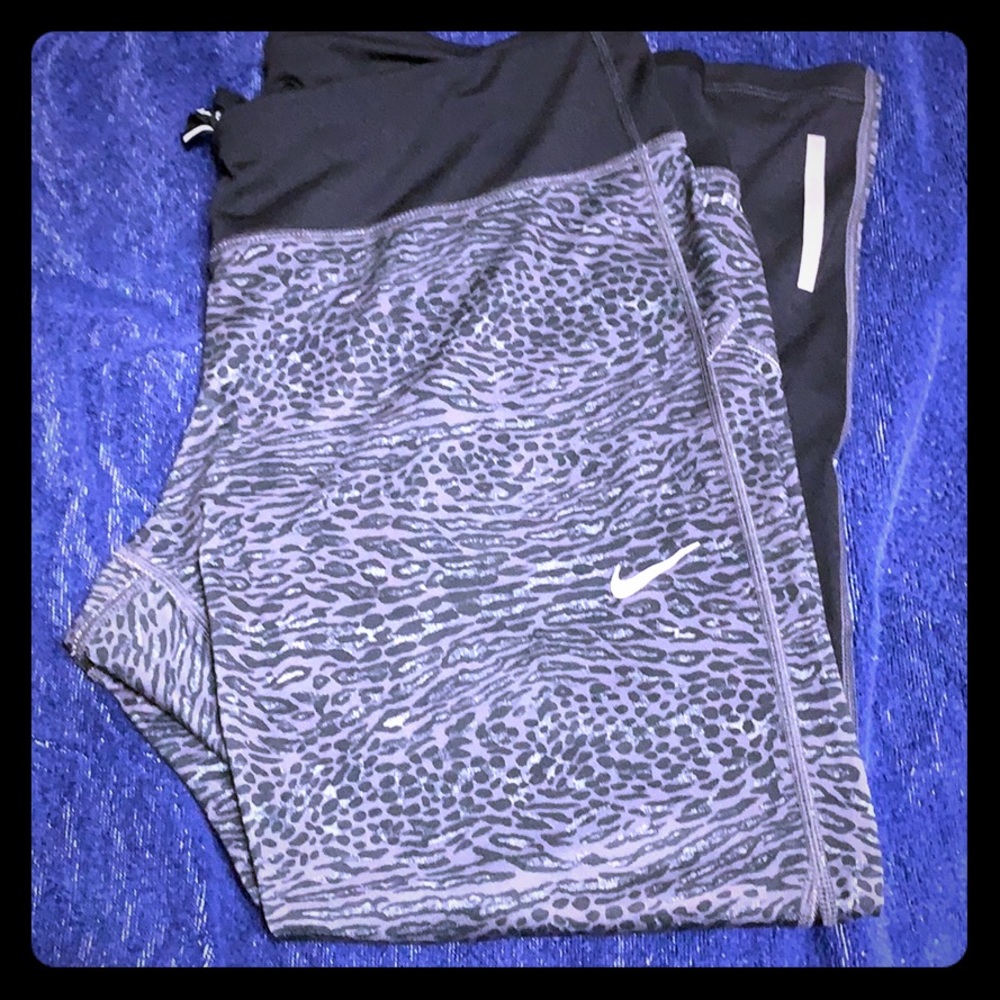 Bundle of 2 pair Nike leggings ladies size XL